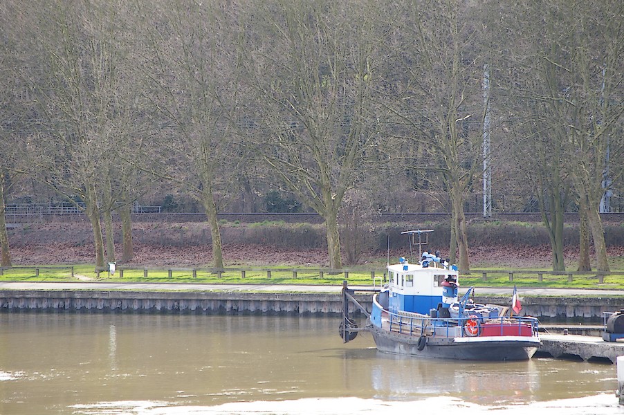 Le Bateau Francki: Ecluse d evry 214